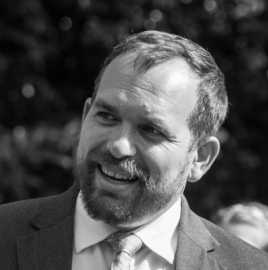 Headshot of Stewart Harper